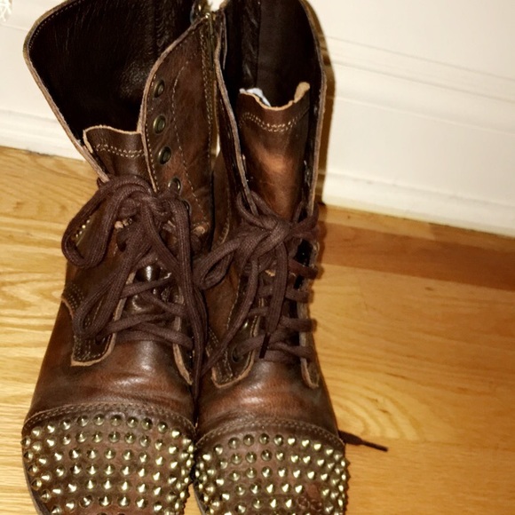 Steve Madden combat studded boot - Picture 2 of 5